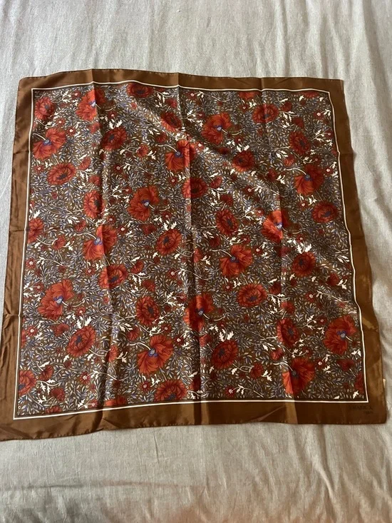 Vintage J. Majoux Paris scarf - Picture 2 of 4